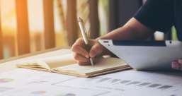 دسته بندی phrasal verb ها به افعال پر تکرار یا افعال بلا-استفاده